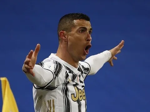 SỐC! Ronaldo từ chối bản hợp đồng siêu khủng từ Trung Đông