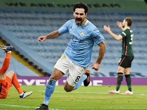 Man United nếm "trái đắng" khi tiếp cận sao Man City