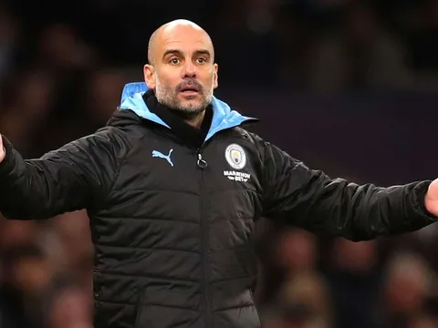 Guardiola sốc nặng vì sự thụt lùi của Man Utd