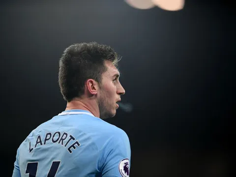 Góc Man City: Laporte chấn thương, có nên lo?