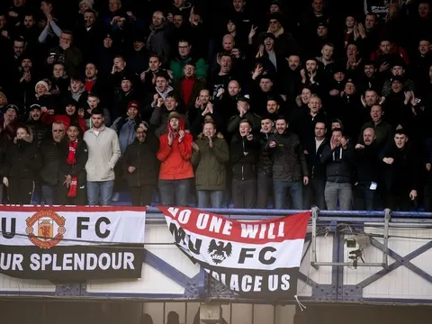 Vì Corona, Man Utd trả lại tiền vé cho CĐV