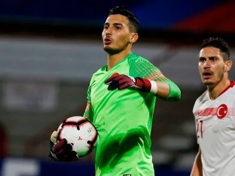 Liverpool chi 22 triệu cho vị trí dự phòng