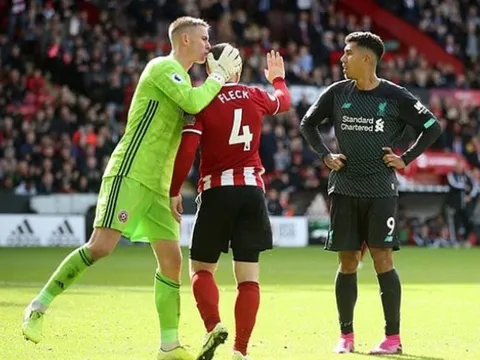 Liverpool ghi bàn, CĐV Man Utd bị đem ra giễu cợt
