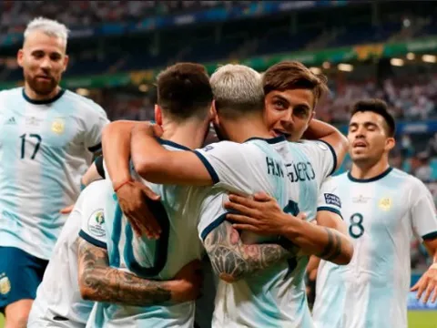 Mua người thay Suarez, Barcelona bất ngờ nhận "cái tát" từ Inter