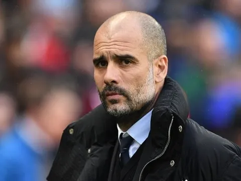 Man City toang, Liverpool biết đấu với ai?