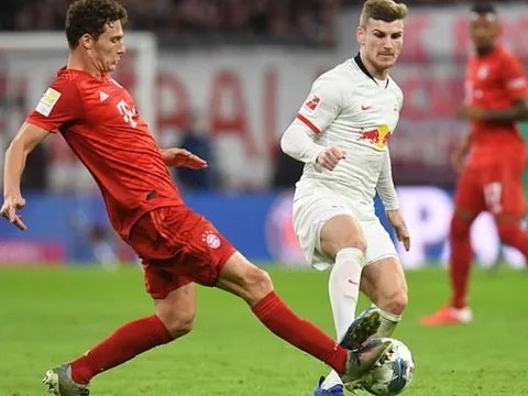 Liverpool sẽ mua "họng pháo số 2 Bundesliga" thế nào?