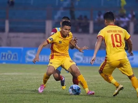 Thanh Hóa ngược dòng ấn tượng trước S. Khánh Hòa