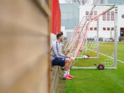 Hình ảnh mới nhất của sao 'Hùm xám' báo tin cực vui cho tuyển Đức