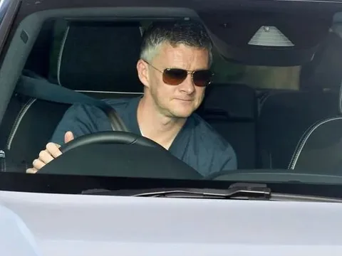 Arteta bị chỉ trích: "Ông đang khiến mình trông thật ngu ngốc"