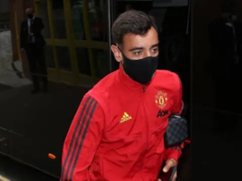 Văn Quyết tiếp tục nổ súng, Hà Nội đánh mất lợi thế trước trận chung kết lượt về