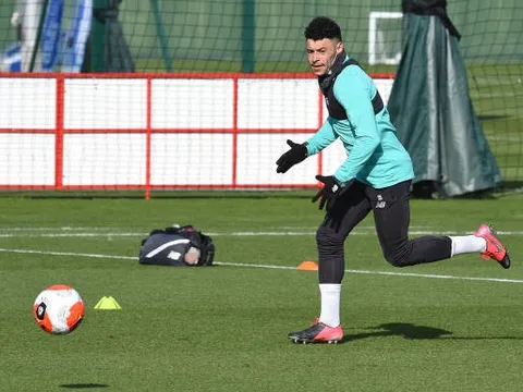 5 điểm nhấn Arsenal 2-1 Burnley: 'Pháo thủ' có nhạc trưởng mới; Tam tấu APL trình làng