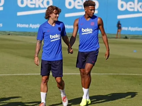 Giở thói kiêu căng, sao Barca tự tay chôn vùi sự nghiệp