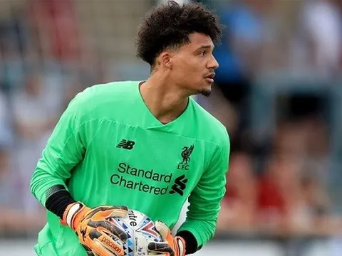 CHÍNH THỨC! Khung gỗ chưa chắc chắn, The Kop đã đẩy đi thêm 1 thủ môn