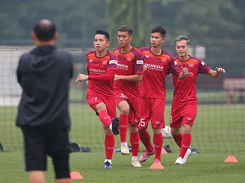 Thấy gì từ 9 cái tên đã chia tay ĐT Việt Nam trước trận gặp Malaysia?