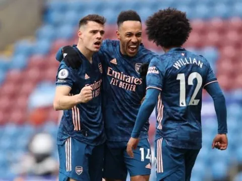 5 điểm nhấn Burnley 1-1 Arsenal: "Hung thần" Aubameyang; Thất vọng Xhaka