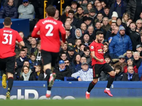 5 điểm nhấn Everton 1-1 M.U: Sai lầm với Fernandes; 2 cú lật mặt chớp nhoáng!