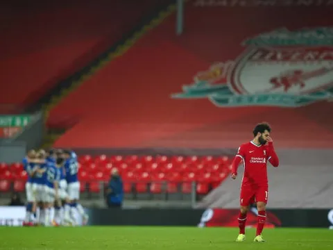 5 điểm nhấn Liverpool 0-2 Everton: 'Hàng thải Real' hóa hung thần; The Kop tạm biệt Top 6?