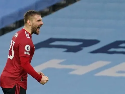 5 điểm nhấn Man City 0-2 Man Utd: Carlos mới, De Bruyne cũng là con người