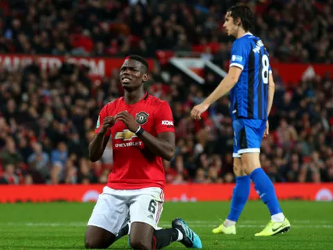 5 điểm nhấn Man Utd 1-1 (5-3) Rochdale: Pogba có thật sự tệ?; Thêm một thương binh