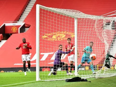 5 điểm nhấn sau trận Man Utd 5-2 Bournemouth: Anh sai, có tôi sửa