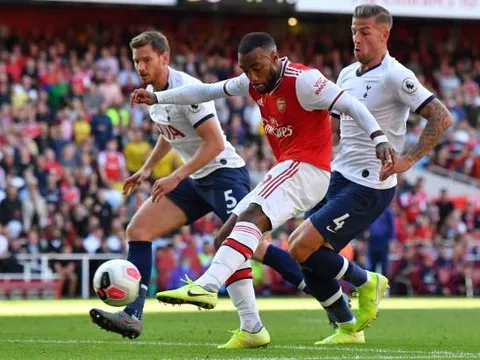 5 điểm nhấn vòng 4 Premier League 2019/2020: Big Six sa sút; Firmino chạm cột mốc lịch sử