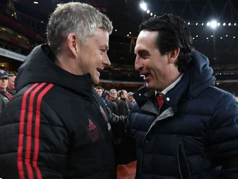 Man Utd và Arsenal, những ông lớn lạc loài ở sân chơi hạng hai