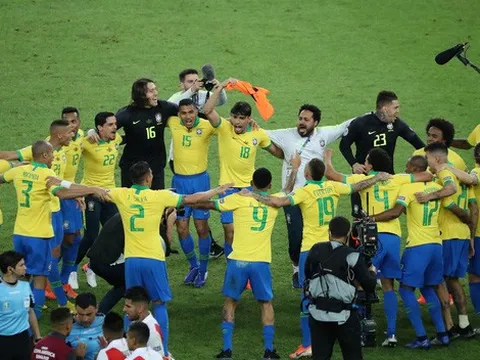 Brazil vô địch, nhưng đó là danh hiệu chưa trọn vẹn