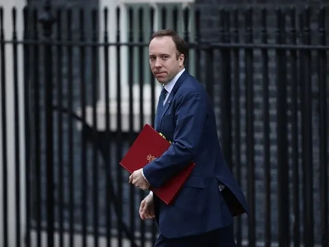 Bộ trưởng Bộ Y Tế Anh hứa 1 điều quan trọng trong công tác dập dịch