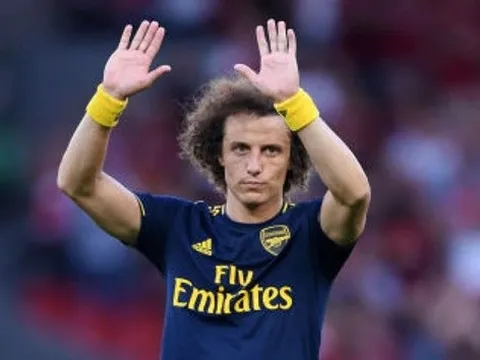 Arsenal phải viết nên câu chuyện cổ tích giống Leicester thì mới mong vô địch