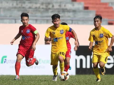 Thắng giòn giã Khánh Hòa, U17 Thanh Hóa chạm trán đàn em Công Phượng ở bán kết