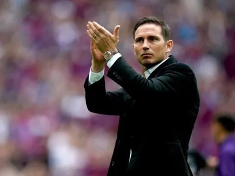 Chelsea đã làm gì để "dụ dỗ" Frank Lampard trở lại Stamford Bridge?