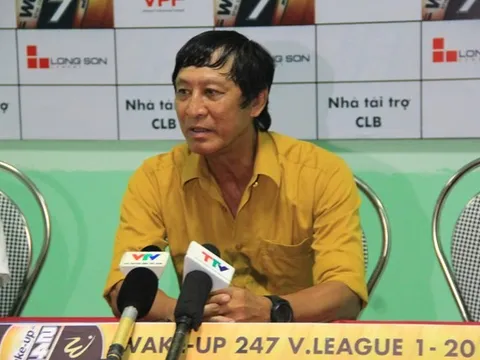 CHÍNH THỨC: HLV Vũ Quang Bảo chia tay bóng đá Thanh Hóa