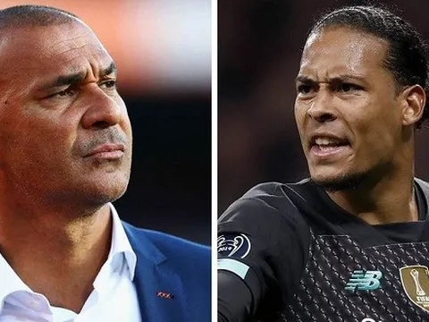 Mắc lỗi trực tiếp, Van Dijk khiến huyền thoại đồng hương không hài lòng