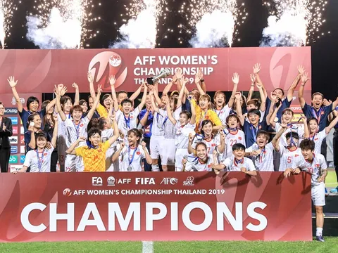 HLV Mai Đức Chung: "Việt Nam đã làm nên lịch sử ngay trên đất Thái"