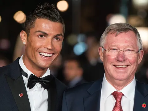Ronaldo và 4 phát biểu: Messi, Cristiano Jr, Sir Alex và Juventus