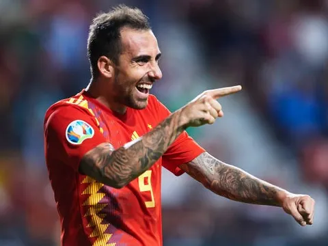 Hàng công thăng hoa, Tây Ban Nha nối dài chuỗi trận toàn thắng