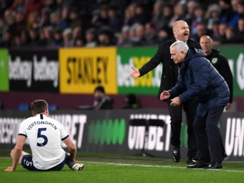 Hòa bạc nhược, fan Tottenham điên tiết: "Kinh khủng, tống khứ 2 gã nghèo nàn đó"