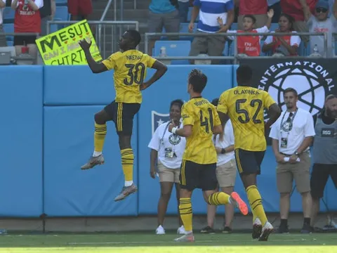 Hủy diệt Fiorentina, Arsenal nối dài chuỗi trận toàn thắng tại ICC 2019