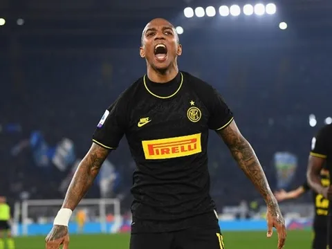 Ashley Young: “Tôi muốn ở lại Inter Milan”