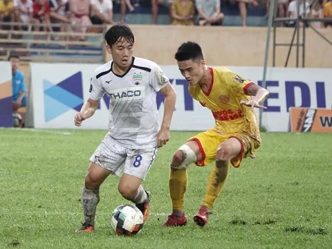 Tân binh Liverpool từng nói gì về Van Dijk?