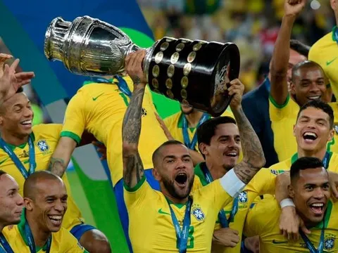 TRỰC TIẾP Man Utd 1-2 Crystal Palace: "Quỷ đỏ" thua sốc trên sân nhà (KT)