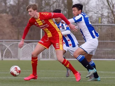 Đoàn Văn Hậu vạm vỡ như Ronaldo, mở ra cơ hội đá chính tại Heerenveen?