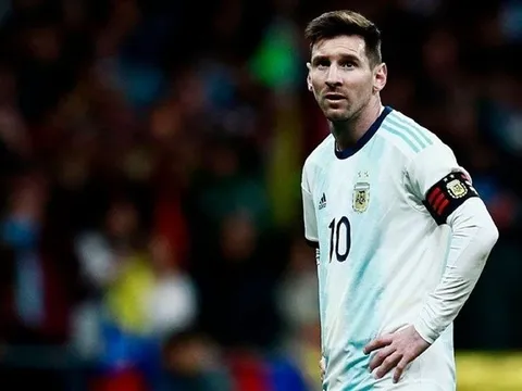 Messi nhận án phạt nặng sau khi chửi trọng tài ở Copa America