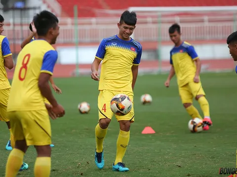 Thầy trò Hoàng Anh Tuấn rèn chiến thuật trước giải U18 Đông Nam Á