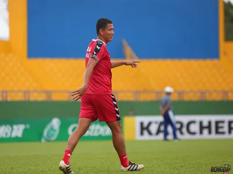 Anh Đức ghi bàn trên sân tập, HLV Bình Dương: "Cậu ấy chấn thương chưa chắc đá chính"