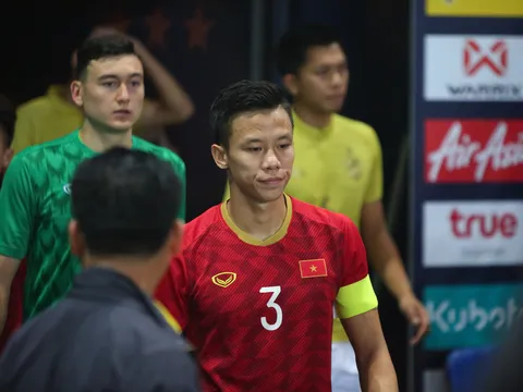 Đội trưởng ĐT Việt Nam nói gì về chấn thương của Văn Hậu, Trọng Hoàng?