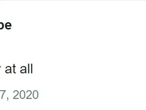 Suarez "thân mật" với sao Arsenal trong ngày Barca giành cúp Joan Gamber