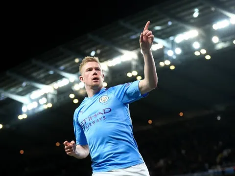 Hậu án phạt, Man City trút giận lên West Ham trong trận đá bù