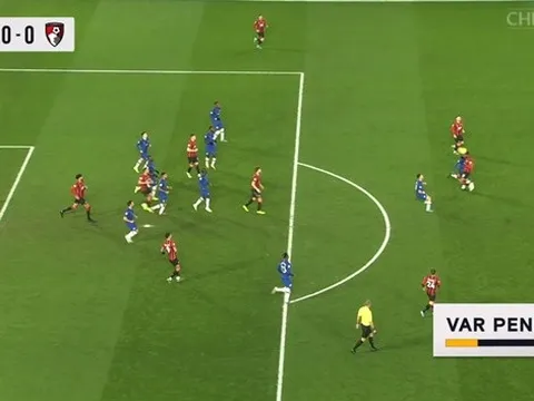 Đại diện tiết lộ lý do "báu vật Real" từ chối Barcelona