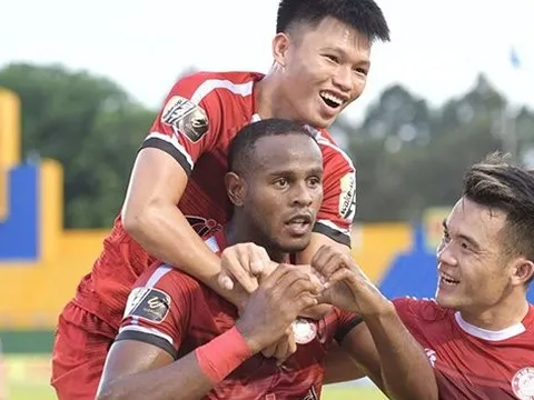 TP.HCM có 3 điểm trong trận mưa bàn thắng trên sân Vũng Tàu